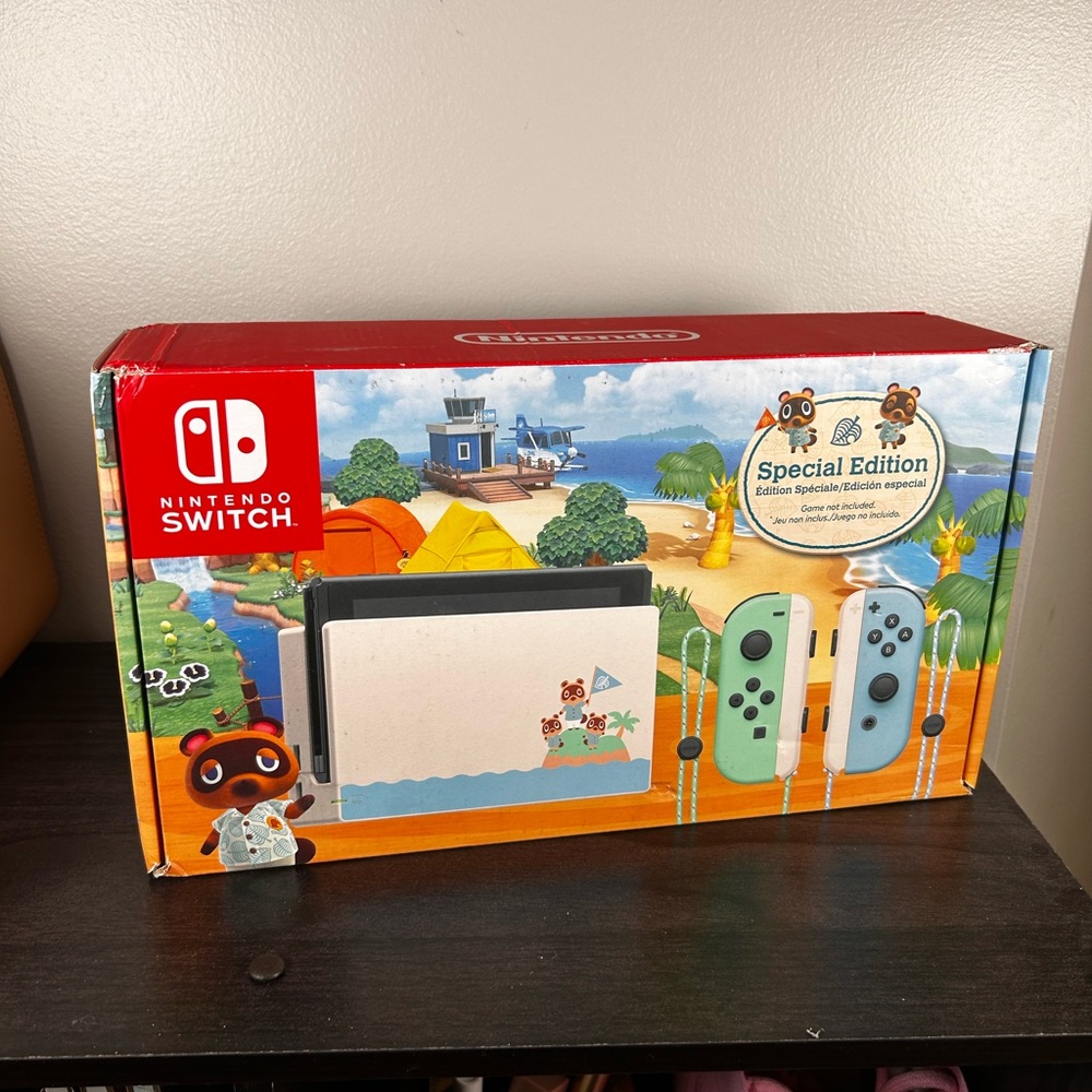 Nintendo Switch - Animal Crossing Special Edition